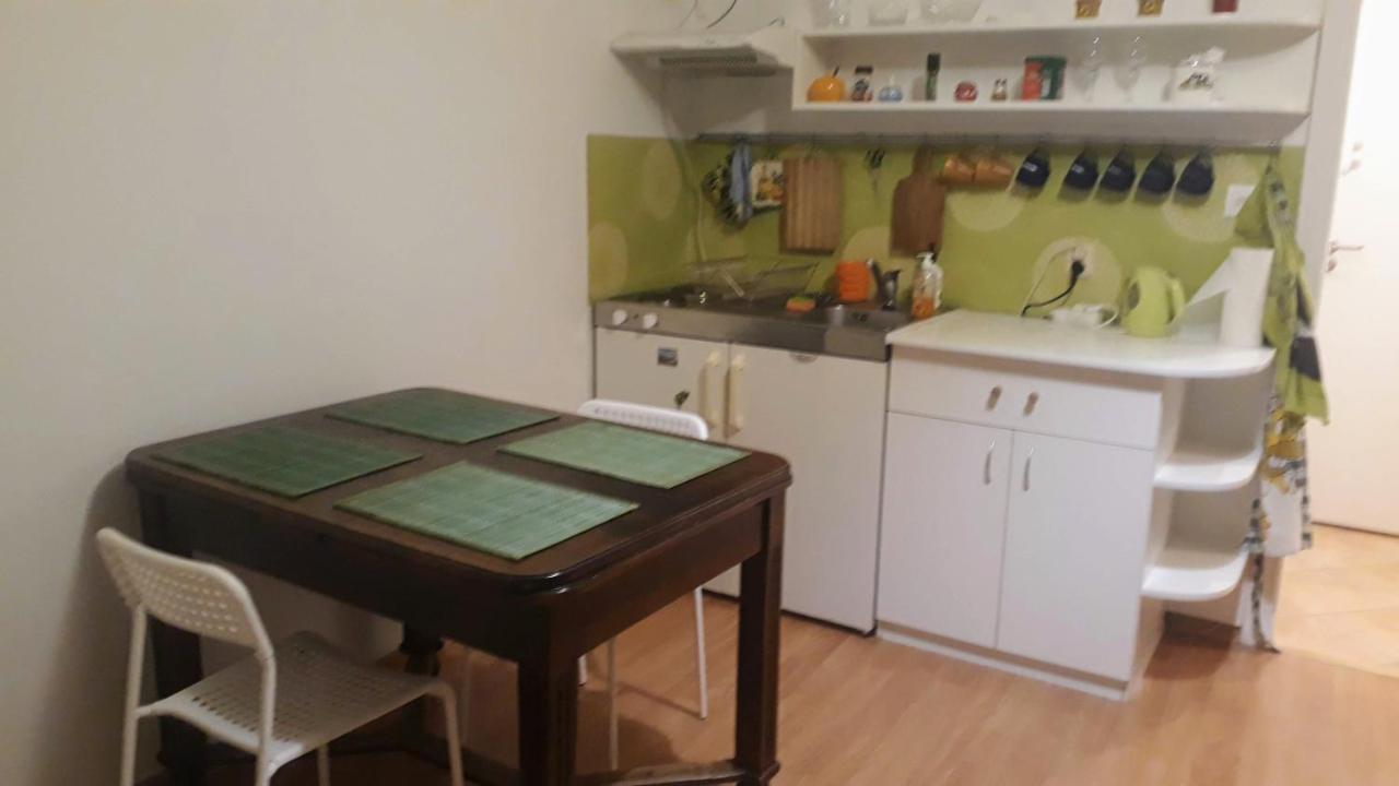 Ferienwohnung Kawalerka Na Starym Zoliborzu Warschau Exterior foto